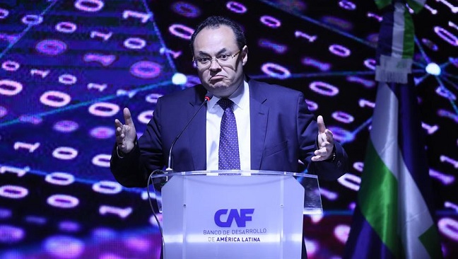 Luis Carranza Ugarte, presidente ejecutivo del Banco de Desarrollo de América Latina, CAF.
