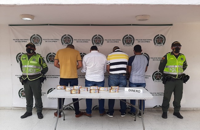 César Alberto Páez Tirado quien oficiaba como conductor, Deimer Acosta González, Javier Barrios Arrieta, Julio Ordoñez Ávila, fueron dejados a disposición de la Fiscalía.