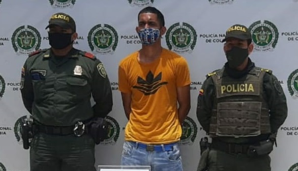 Esneider de Jesús Hernández Díazgranados, capturado por la Policía Metropolitana de Santa Marta.