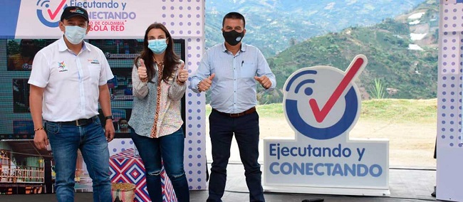 La ministra Karen Abudinen confirmó que, en las próximas semanas, el servicio de internet gratuito prestado en las zonas digitales urbanas aumentará de una a seis horas por usuario al día.