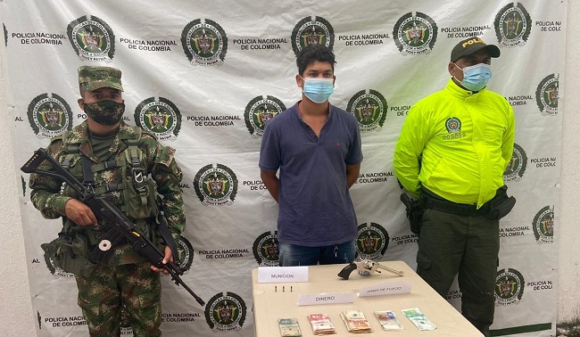 Jesús David Ramírez López, conocido con el alias ‘El Zarco’, capturado por hurto y porte ilegal de armas de fuego.