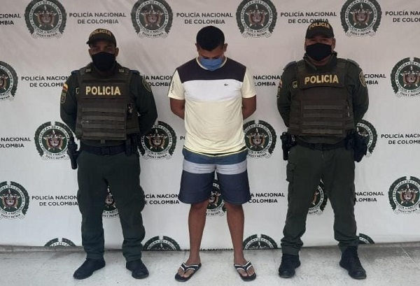 José Yarbis, alias ‘Portillo’, fue capturado en operativo policial cuando portaba drogas alucinó- genas lista para su venta.