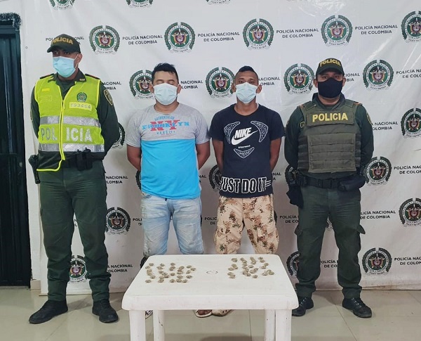Los capturados responden a los nombres de Cesar Esteban Guerra, Yeimer Rojas Aguilar, Jacob Torregrosa Martínez, Edgar Alberto Martínez Acuña y Juan Carlos Padilla Núñez.
