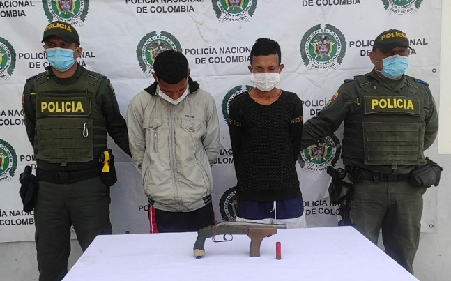 Libardo Manuel López Sierra y Jesús Junior Acosta Caballero, fueron capturados por la Policía Metropolitana.