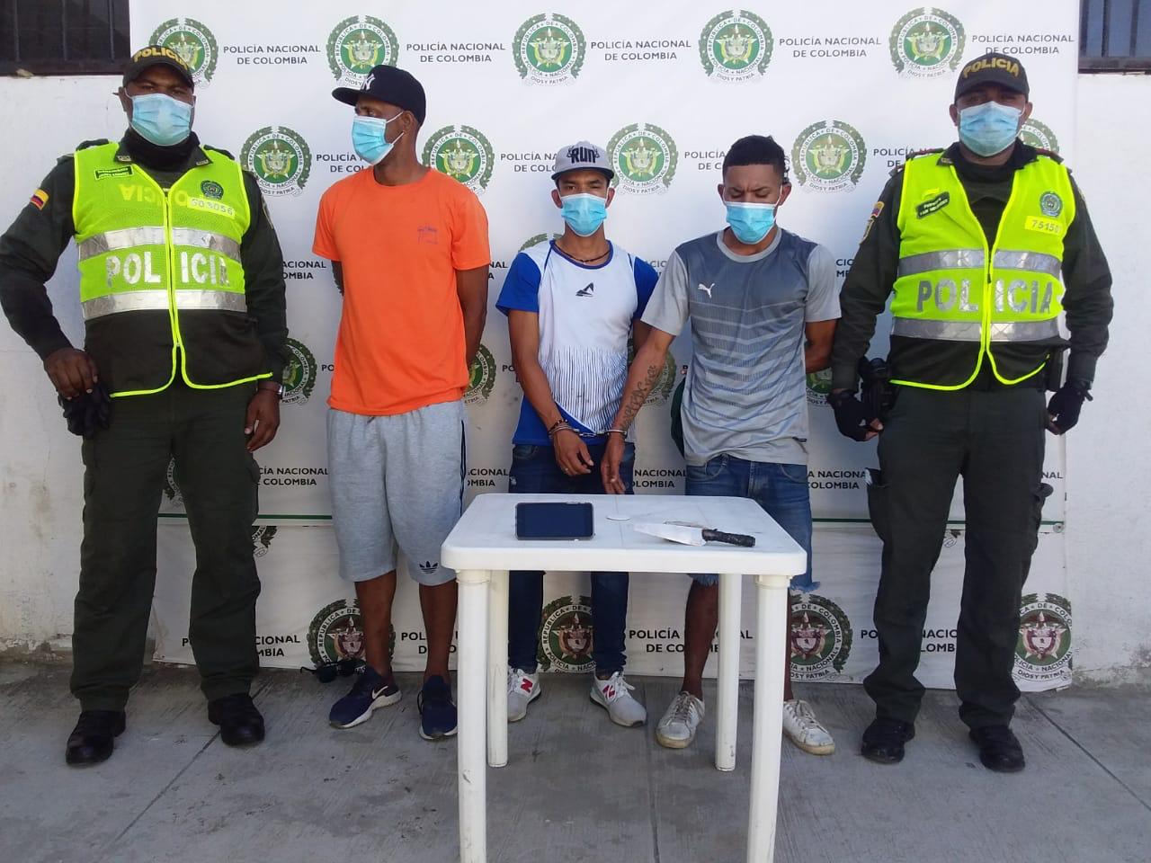 Luis Fernando Gómez Cauca, Carlos Alberto Rodríguez García y Alexander Guarnizo Orozco, fueron los capturados por la Policía Metropolitana de Santa Marta.