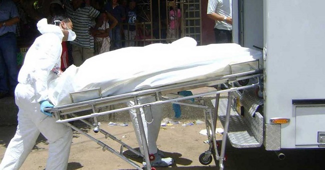 El cuerpo sin vida de Jaime Carrillo Fernández, fue llevado hasta la morgue de Ciénaga.