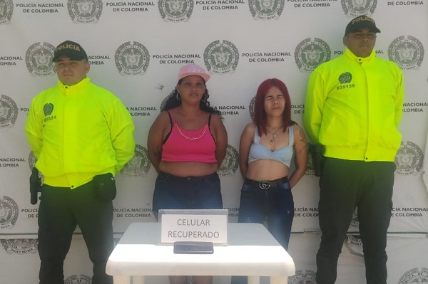 Cindy Paola Zambrano De La Cruz y Kleibel Rebeca Segovia Vaamonder, capturadas por la Policía.