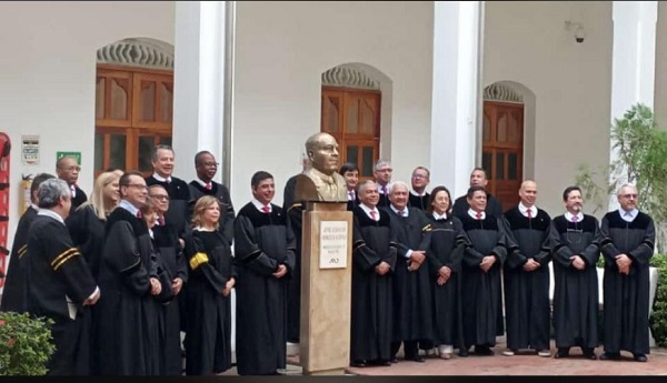 Los 23 Magistrados que conforman las cinco Salas sesionaron en Santa Marta este jueves.