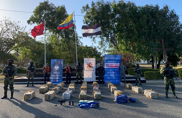 La droga incautada fue puesta a disposición de la Fiscalía General de la Nación en Santa Marta.