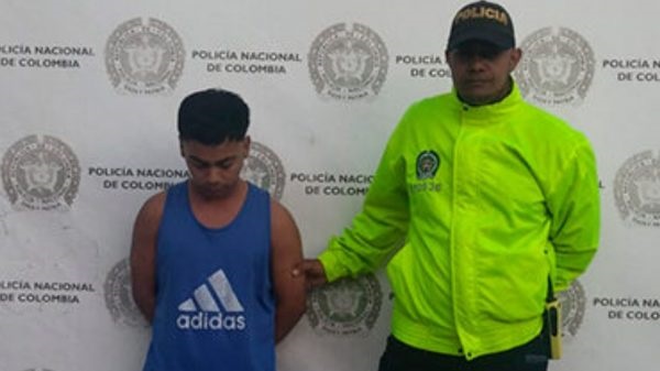 David Montes Torres, de 21 años de edad, capturado por presuntamente solicitarle fotos íntimas a una menor de 18 años.