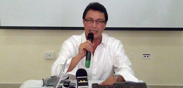 Carlos Caicedo Omar, gobernador del departamento de Magdalena.
