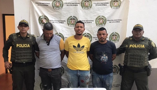 Yair Zambrano, Giovanny Maceta y Yeison Ballesta, fueron capturados en medio de un operativo de la Policía del Magdalena.
