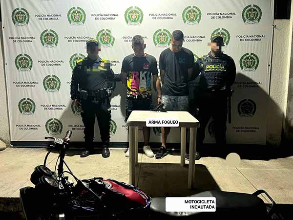 Jorge Eliécer Manjarrez Galvis y Brayan Camilo López fueron detenidos por la Policía Metropolitana de Santa Marta.