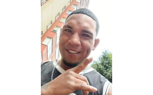 Andrés García, fue atacado a tiros por motorizados cuando transitaba por vía pública.