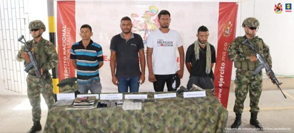 Yan Carlos Jaramillo Pineda, alias ‘Come Más’; José Antonio Martínez Palomo, alias ‘Santiago’; Otoniel Lara Sariego, alias ‘Gabarro’; y Adolfo Libardo Gil Pushaina, capturados.