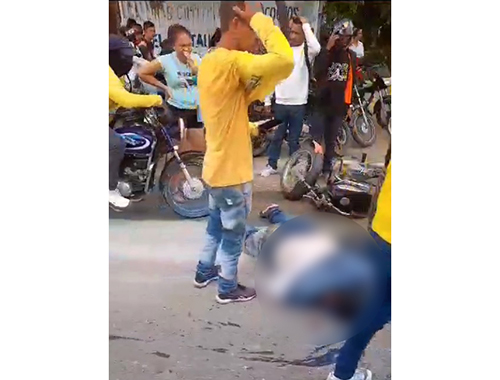 César Miguel Pérez Ortega fue el conductor de la motocicleta herido. César Miguel Pérez Ortega fue el conductor de la motocicleta herido.