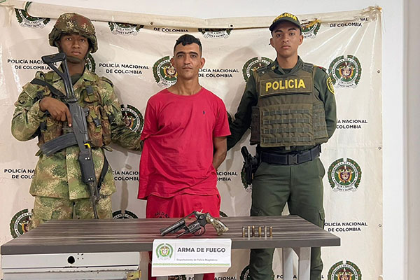 Andrés Fabián Ospino Parra detenido en acción conjunta entre Policía y tropas del Ejército Nacional.