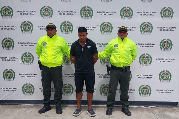 Rodrigo Jalet Blanquicet Prado fue capturado por personal de la Policía Metropolitana de Santa Marta.