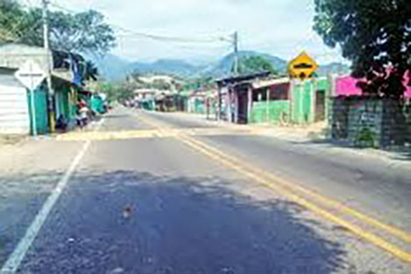 Anderson Antonio Aguero Márquez, muerto en accidente motociclístico en la Troncal de Caribe. Foto panorámica Enterate Guachaca