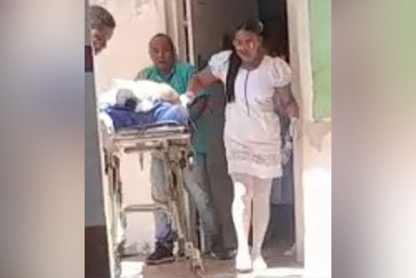 Jhon Jairo Quintero Quintero, herido, tras ser atacados en un atentado a tiros. Jhon Jairo Quintero Quintero, herido, tras ser atacados en un atentado a tiros.