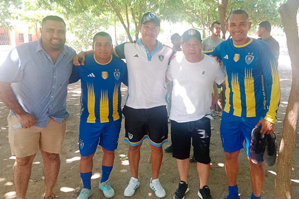 El Club Deportivo ‘Amigos de Bastidas’, fue el organizador de la jornada deportiva jugada este domingo en el barrio Bastidas de Santa Marta.