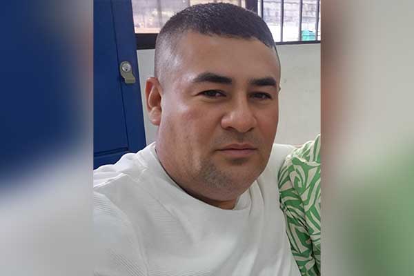 Oliver Carvajal Parra, comerciante asesinado. Oliver Carvajal Parra, comerciante asesinado.