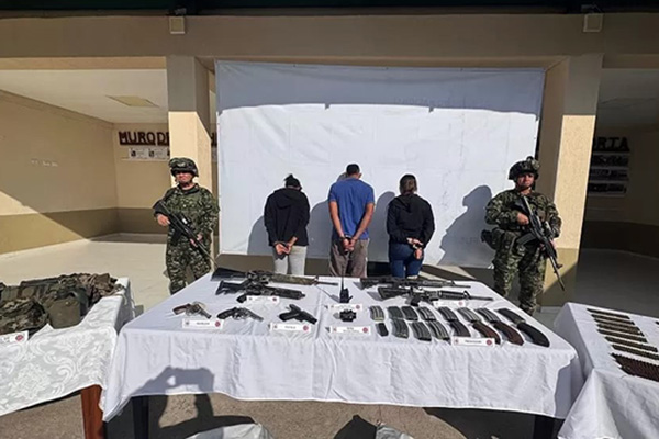 Los detenidos fueron dejado a disposición de las autoridades competentes.