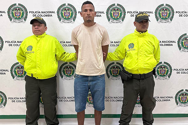 Jairo César Martínez Ariano, capturado en un operativo desarrollado por la Policía Metropolitana y tropas del Ejército Nacional.