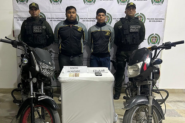 Rafael Gustavo Vergara Rojano y Mario Stiven Barrios Polo, capturados en operativo de Policía y Fiscalía.
