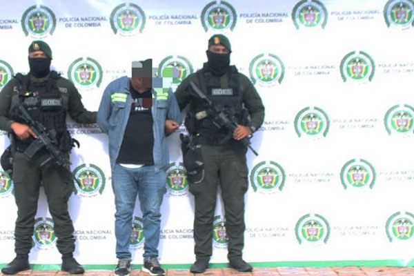 El estupefaciente se encontraba camuflado en compartimentos del vehículo y su hallazgo fue posible gracias a una labor de perfilamiento que alertó a los agentes sobre movimientos sospechosos en rutas cercanas al corredor portuario.