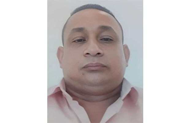 Neil Pertuz fue atacado a tiros por dos desconocidos que iban en una moto la tarde de este jueves. Neil Pertuz fue atacado a tiros por dos desconocidos que iban en una moto la tarde de este jueves.