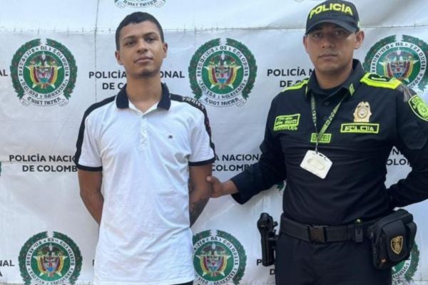 Aldair Antonio Peralta Navarro fue dejado a disposición de la Fiscalía General de la Nación. Foto Policía Nacional