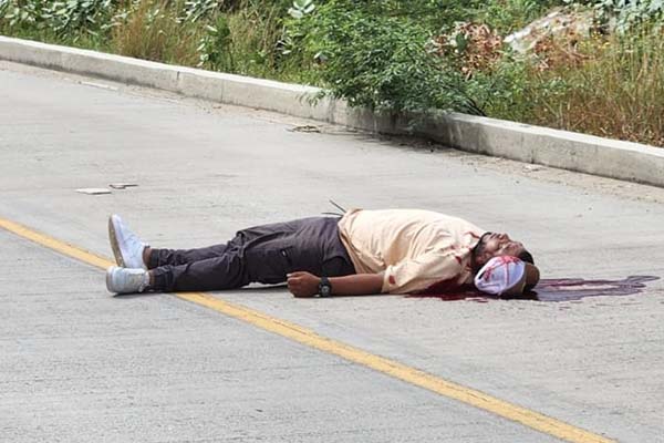 Salim Castrillón, fue asesinado a tiros ayer en el sector de Villa Betel cerca de la entrada al estadio ‘Sierra Nevada’ de Santa Marta. Foto cortesía Zona Activa Salim Castrillón, fue asesinado a tiros ayer en el sector de Villa Betel cerca de la entrada al estadio ‘Sierra Nevada’ de Santa Marta. Foto cortesía Zona Activa