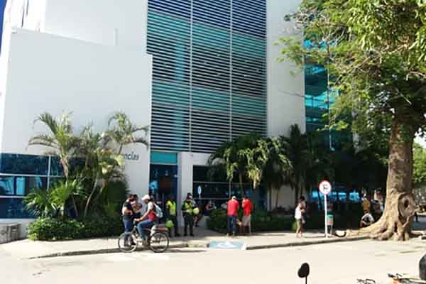 Exterior de la Clínica Los Nogales en Santa Marta. Foto archivo EL INFORMADOR