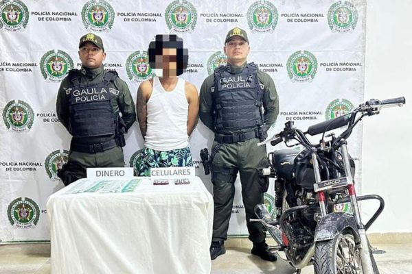 El implicado fue dejado a disposición de la Fiscalía General de la Nación Seccional Magdalena. Foto Policía Nacional