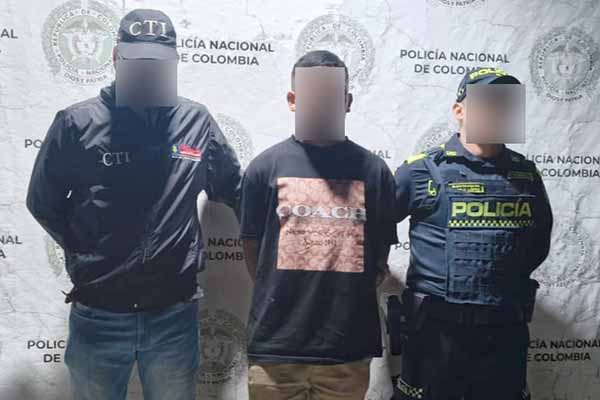 Alias ‘Bebo’, capturado por la Policía en el perímetro urbano de Santa Marta. Foto cortesía