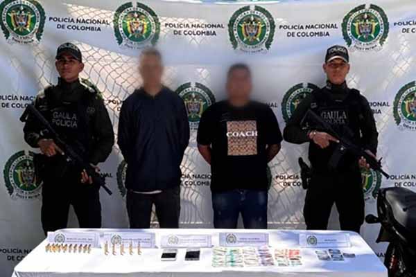 Alias ‘Gordo’ y ‘Lucho’ detenidos en operativo adelantado en Zona Bananera, Magdalena. Foto Policía Nacional