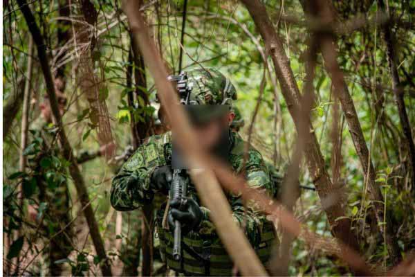 Luis Eduardo García Lizarazu, militar capturado y dejado a disposición de la Fiscalía. Foto referencia/Ejército Nacional