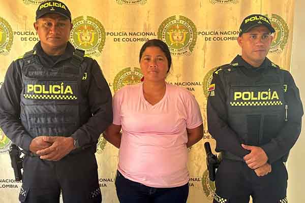 Yeisith Castillo Florez fue detenida en medio de una redada de la Policía. Foto Policía Nacional