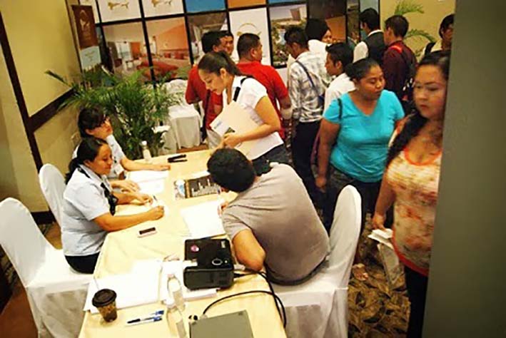 Durante seis meses los jóvenes serán contratados por las empresas que los requieran. 