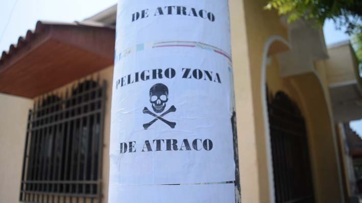 Con este aviso la comunidad hace un llamado  para decir no más a la delincuencia.