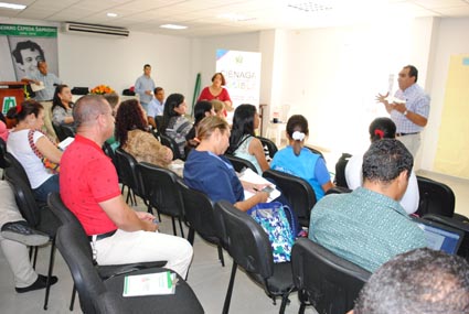 Los asistentes destacaron diferentes problemáticas y soluciones que contribuyen al crecimiento del municipio en el tema de salud.