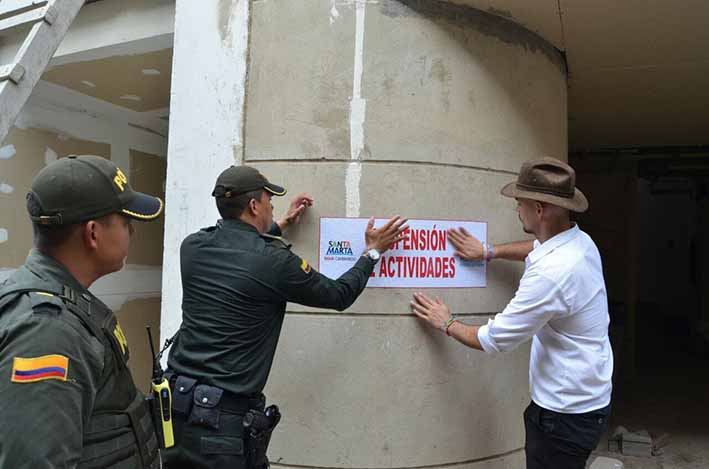 Por no contar con las medidas de seguridad estructurales necesarias le fue suspendida la actividad de construcción.