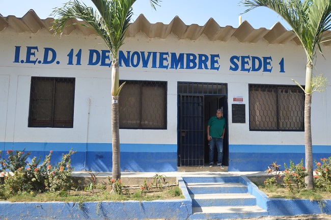 El rector conversó en EL INFORMADOR para la página de Mi Colegio y especificó que son 22 profesores que estarían faltando para fortalecer el cuerpo docente. Agregó que la parte administrativa también se encuentra con falencias de personal.