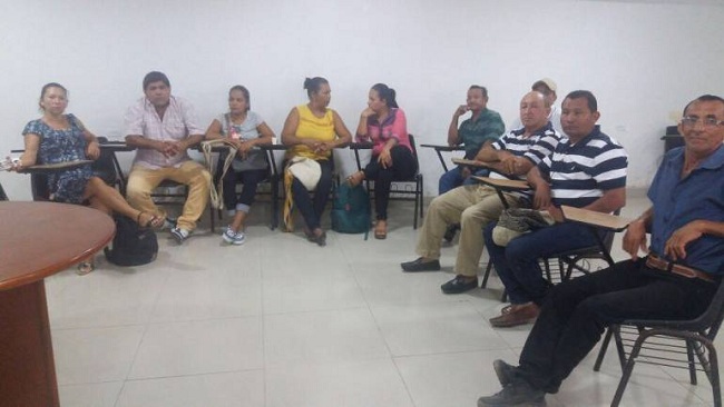 Estas mesas tienen como objetivo  generar espacios donde las necesidades y los derechos de las personas afectadas por el conflicto armado sean visibles.