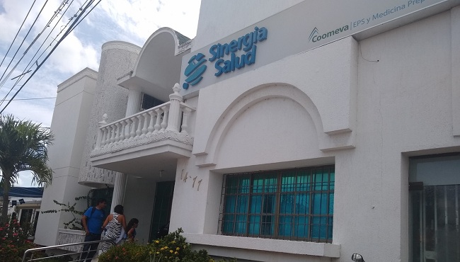 Los usuarios de Coomeva se encuentran en un estado de desesperación debido a que en Riohacha la EPS no está prestando servicios.