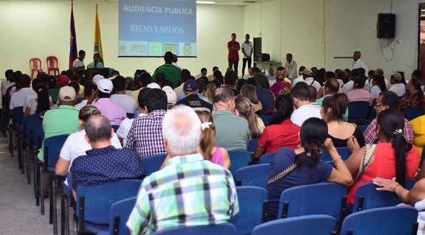 La audiencia pública fue programada por la dirigencia comunal con el apoyo de la Alcaldía.