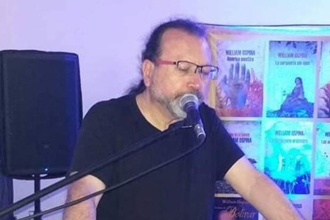 El escritor hizo el lanzamiento de su libro 'Guayacanal'.