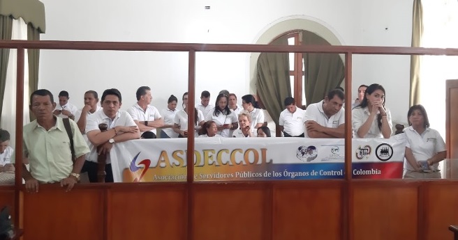 A la sesión de la Asamblea Departamental asistieron miembros de Asdeccol, grupo sindical de la Contraloría. 
