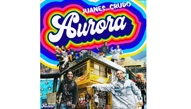 Junto a Crudo Means Raw, Juanes fusiona ritmos tradicionales colombianos con la guitarra de rock contemporáneo y el hip-hop.